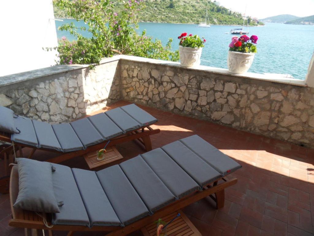 روغوزنيكا Sunset Beachfront Residence المظهر الخارجي الصورة